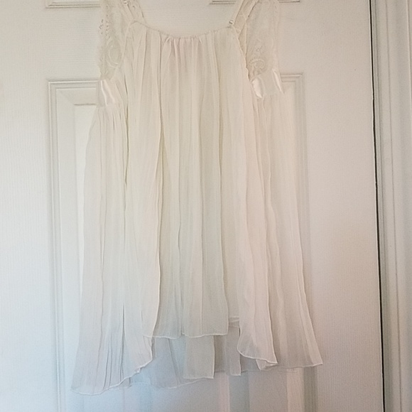 Victoria Secret white baby doll teddy - Picture 4 of 4